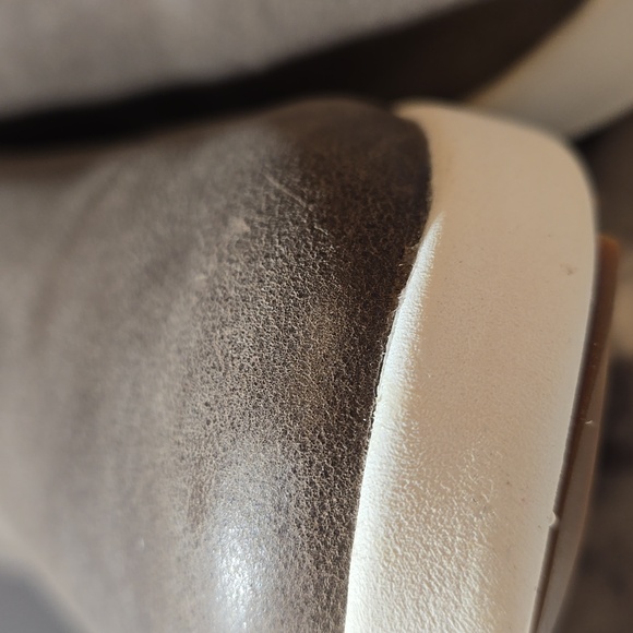 Olukai Women's Leather Malua Hulu Winter Boots - Picture 7 of 14